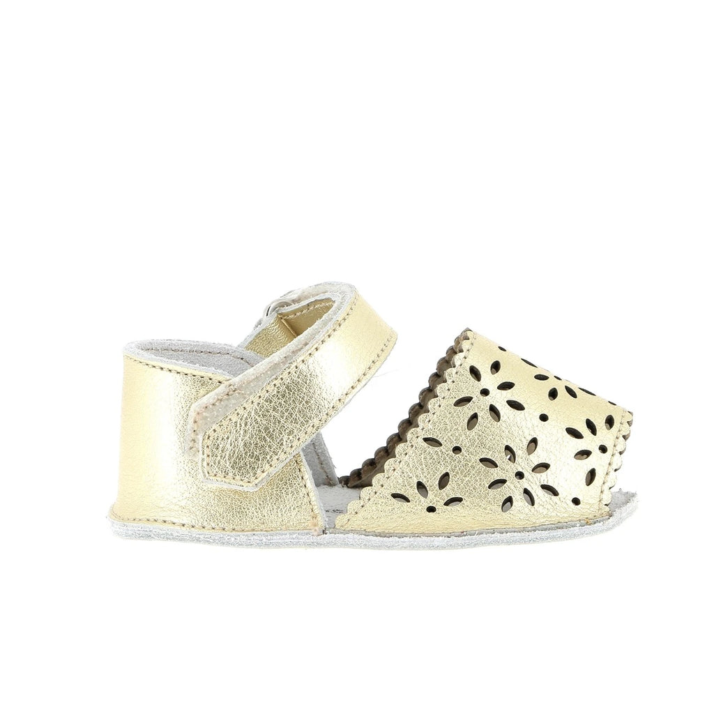 Frailera Baby Cuero Perforado Flor Oro